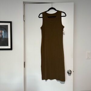 Amazon Essentials Women's Lived-in Cotton Relaxed-fit Muscle-Sleeve Midi Dress